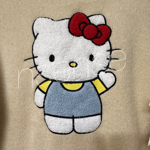 Hello Kitty Cream Knit Sweater - Picture 6 of 7